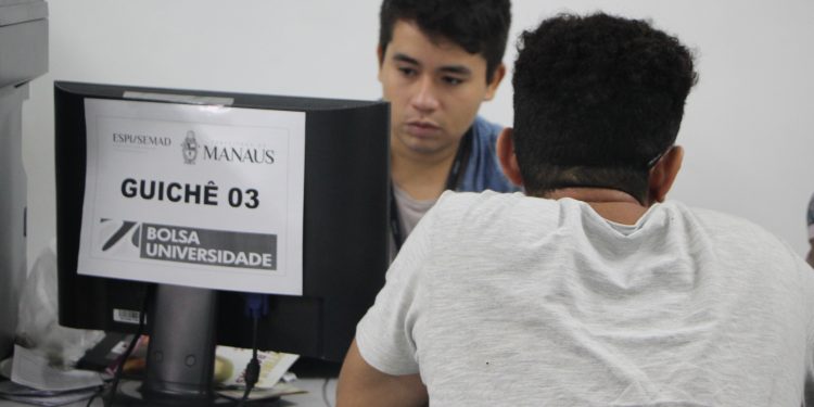 Bolsa Universidade abre inscrições com mais de 30 mil vagas