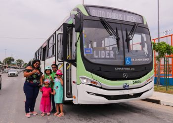 Prefeitura de Manaus atinge a marca de 300 ônibus novos