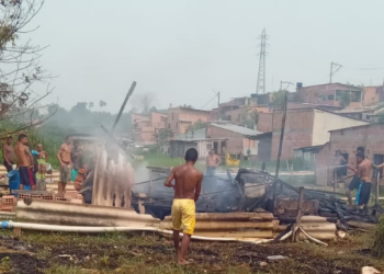 Botija causa fogo em casa e criança fica ferida em Manaus