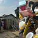 Idosa cega é abandona pelos filhos em meio ao lixo e com comida estragada