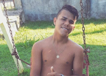 Jovem é executado e dois ficam feridos após tiroteio em casa de apostas