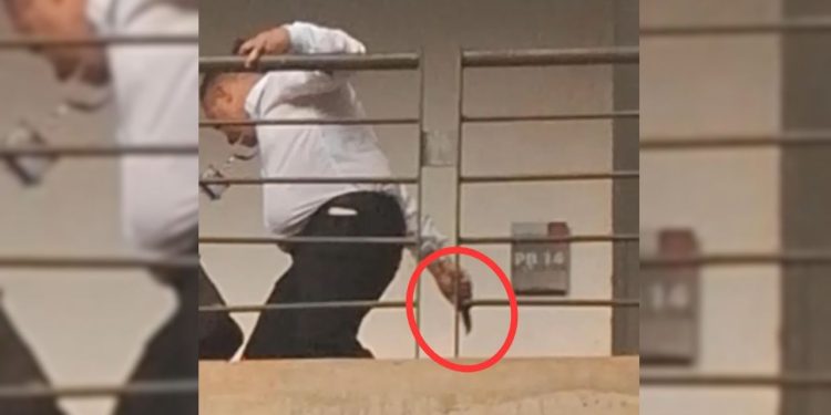 Professor tenta esfaquear aluno dentro de universidade; veja o vídeo