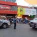 Vídeos: 12 funcionários de loja no Manoa são feitos reféns por assaltantes