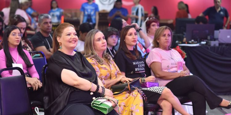 ‘Manaus Expo Beleza’, evento do Sebrae-AM oferece serviços gratuitos de cabelereiro e barbearia