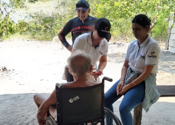 Idoso cadeirante de 88 anos é resgatado pela polícia em comunidade no AM após denúncias