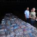 Prefeito acompanha carregamento de balsa com mantimentos para mais de 500 famílias atingidas pela seca