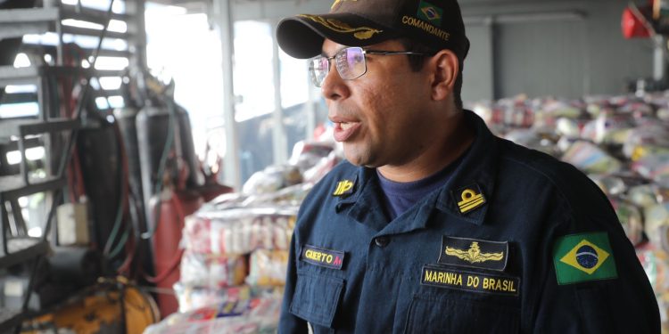 Governo do Amazonas envia 6 mil cestas básicas para comunidades ribeirinhas de seis municípios