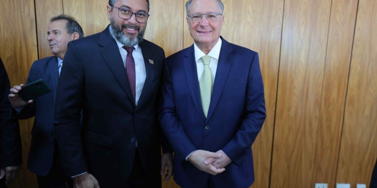 Wilson Lima é empossado no Conselho da Federação como suplente na representação da região Norte