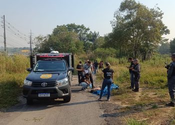 Torturados e amarrados, homens são encontrados mortos em avenida