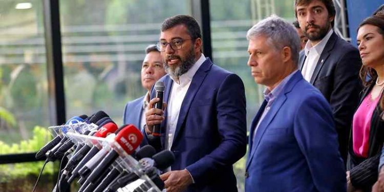 Wilson Lima e ministro Paulo Teixeira assinam acordo de cooperação para o Amazonas