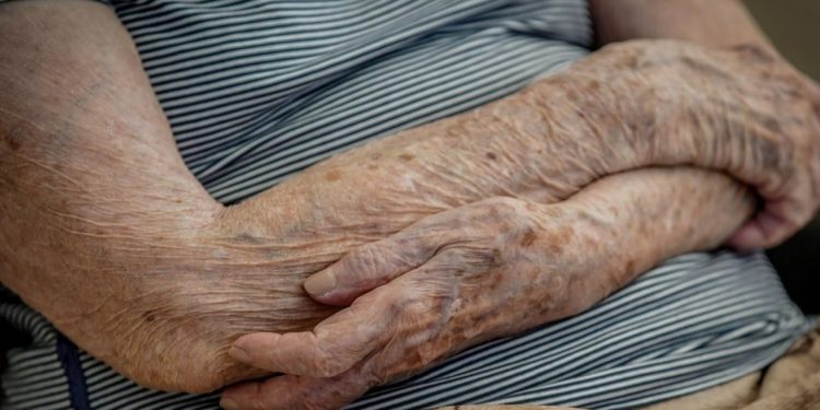 IBGE afirma que o Amazonas tem 731 pessoas que já completaram 100 anos de vida