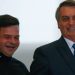 Perícia acha fotos de Hitler, Mussolini e Bolsonaro em celular de ex-diretor da PRF alvo da CPMI