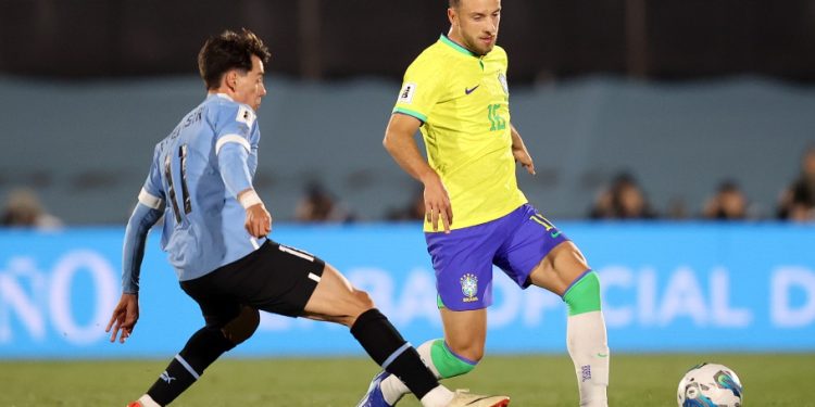 Seleção brasileira é derrotada pelo Uruguai nas eliminatórias