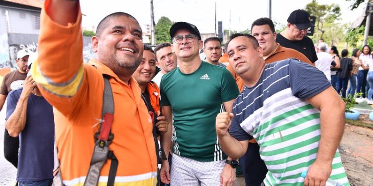 O queridinho: David Almeida está entre cinco prefeitos mais populares das redes sociais