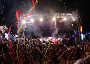 Prefeitura marca 354° aniversário de Manaus com ato solidário, entrega do parque Amazonino Mendes e show de Joelma