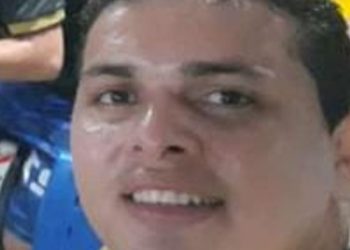 Condutor atropela motociclista, que morre sem direito a socorro em Manaus