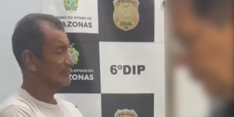 Mulher flagra marido estuprando cadela de estimação da família