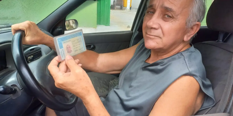No Amazonas, idosos passam a ser isentos da taxa de renovação da CNH