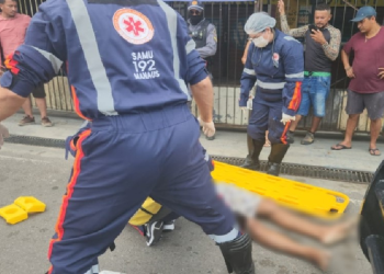 Moradores se juntam e descem o cacete em suspeito de tentar abusar de menino de 7 anos em Manaus