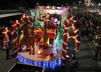 Prefeitura de Manaus realiza 3ª Parada Natalina na comunidade São João, zona rural