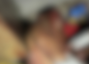 Supostamente se masturbando para mulher, homem é morto a pauladas e facadas