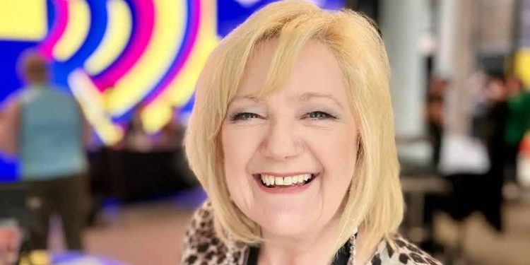 Nicki French é atração internacional da ‘Tardezinha’ na Casa de Praia Zezinho Corrêa