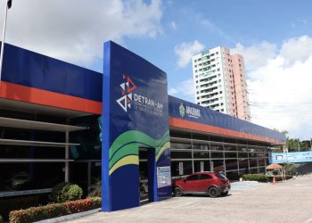 Último feriadão antes do Natal muda rotina dos serviços públicos em Manaus