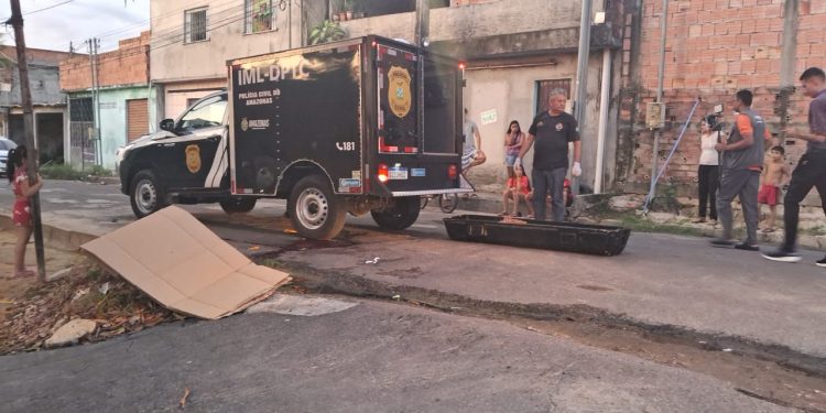 Homem que tentou estuprar criança pela manhã é executado a tarde no Jorge Teixeira