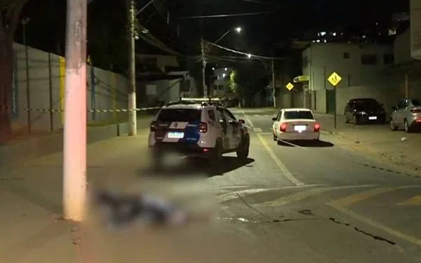 Assaltante mata homem a tiros porque vítima estava de fone de ouvido e não ouviu ameaças