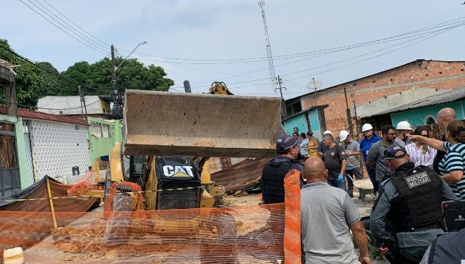 Retroescavadeira mata trabalhador com a cabeça esmagada em Manaus