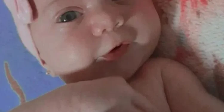 Mãe e companheira são presas suspeitas de matar bebê de 6 meses por espancamento