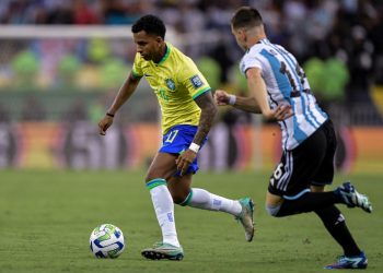 Seleção Brasileira é superada pela argentina no Maracanã