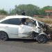 Homem fica ferido ao acertar carro com tudo em poste de energia no Distrito Industrial