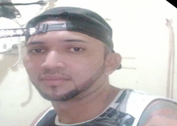 Pistoleiros abordam homem e o matam com sete tiros na frente da esposa, na Compensa