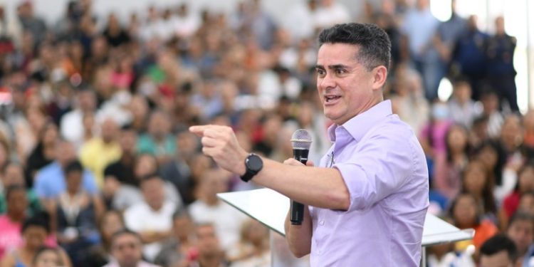David Almeida lança “Morar Melhor” para 4 mil famílias e mais 4.680 moradias pelo Minha Casa Minha Vida