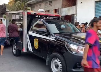 Em pleno feriado de finados, homem é morto em frente de sua casa