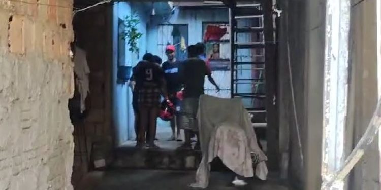 Cena forte: Em Manaus, mulher pega o marido com outra no bar e ele acaba morto com pedaço de vidro no peito