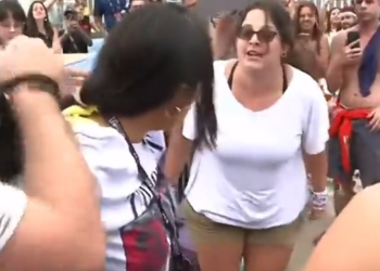 Vídeo: Na fila do show de Taylor Swift, fã diz que colombianas furaram fila e vão pra porrada ao vivo