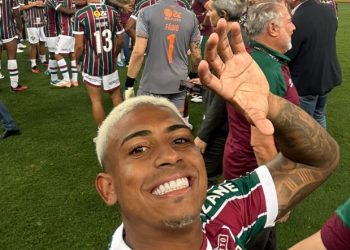 Vídeo: Fluzão conquista a América e faz a festa em cima do Boca no Maraca