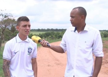 Genro quebra o silêncio e fala sobre relação com sogro; veja o vídeo