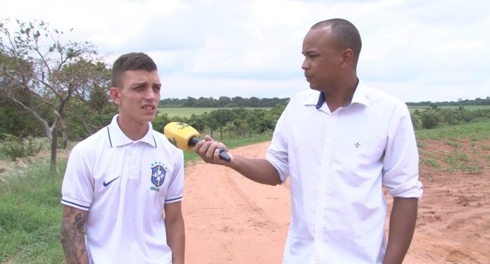 Genro quebra o silêncio e fala sobre relação com sogro; veja o vídeo