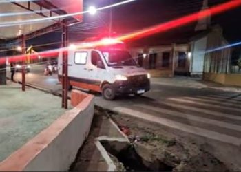 Homem é encontrado esfaqueado no peito e com um Bíblia em Itacoatiara