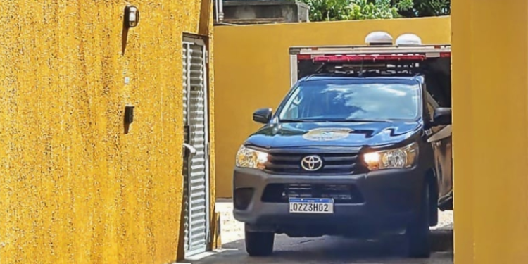 Veja: Homem de 28 anos é encontrado morto ao lado de cama em quarto de motel em Manaus
