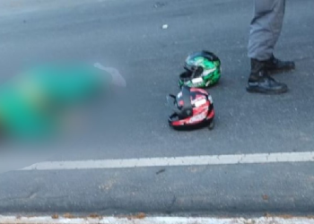 Homem morre a caminho do trabalho ao ter a moto atingida por carro no Tarumã