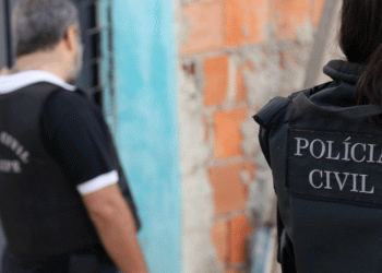 Mãe estuprada pelo filho de 16 anos disse que ficou paralisada e não conseguiu sair da situação