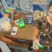 Mulher dá uma disfarçada e furta R$ 300 em mercadinho de Manaus