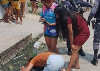 *Vídeo: jovem com R$ 2 mil no bolso é morto a tiros em Manaus