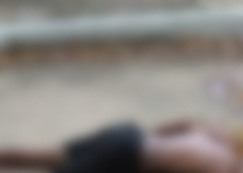 Pistoleiros invadem praça do Cigs e matam jovem a tiros em Manaus