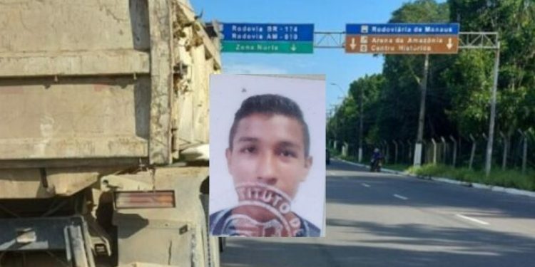 Documento mostra identidade de motoqueiro morto após acidente em avenida de Manaus