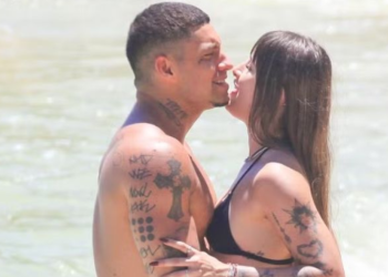 Rapper Filipe Ret e namorada amazonense fazem a temperatura subir na praia; veja os cliques